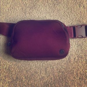 lululemon belt bag
